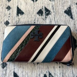 Tory Burch Thea Pieced Suede Leather Continental Zip Wallet Rare Exclusive Boho